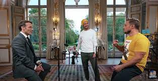 Macron assiste a un concert privé d'ultra vom. Vyfvn43gvjmizm