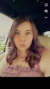 From one year ago, a lot has changed but I can’t wait to see what 22 has to  offer ❤️❤️🥳 #birthdaygirl #waitandsee #aprilfools #bestbday #22club