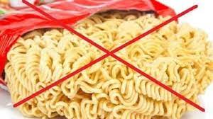 Anda bisa memilih jenis makanan yang baik dikonsumsi pada setiap bagian trimester sesuai untuk kebutuhan janin dan ibu hamil. Bolehkah Ibu Hamil Makan Mie Instan Mentah Dan Apa Efeknya Hamil Co Id