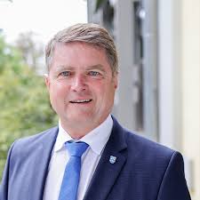 Studierende nach Praxisphase in Bretten verabschiedet Stadt Bretten würdigt  erfolgreiche Ausbildung "Die Schule einmal von