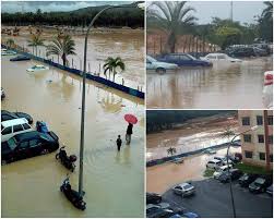 Banjir ini telah digambarkan sebagai banjir terburuk dalam beberapa dekad. Info Banjir Malaysia On Twitter Infobanjir Banjir Kilat Di Megah Villa Kota Warisan Sepang Http T Co Xxmgoze0gv Http T Co 3vwpt3a9ek
