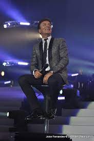 Os bilhetes para o concerto de dia 23 de julho no casino estoril esgotaram em menos de dez minutos. Tony Carreira Em Concerto Inedito No Casino Estoril C H Revista Online De Cultura Lazer E Viagens