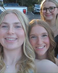 Hii my name is Cheyenne Stuart, I'm from Appleton WI and I'm 100% committed  to UMN, majoring in Neuroscience! I love hanging out with friends and  family, hiking, road trips, going to