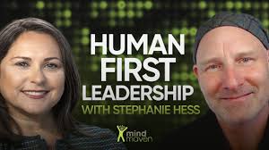 How to Smoothly Transition Into a New Leadership Role