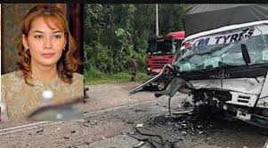 Nyanyian solo dan seterusnya akan diteruskan dengan pertandingan tarian. Cik Puan Muda Julita Aishah K3maiangan Jalan Raya Saksi Tampil Dedah Apa Yang Dia Nampak