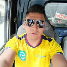 Lunes con bachata 😍❤️ ... Digan Holaaaaa comenzó el Bachatón ❤️🔥🔝  #YoEscuchoTropicálida