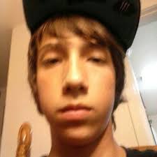 Alex Collazo (@alex69696996)