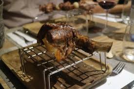 Fumiferro, ese restaurante de humo y brasas, que habla del nuevo cabanyal que tanto nos gusta, ha cumplido un año. Nuestros Platos A La Carta Picture Of Fumiferro Gastrogrill Valencia Tripadvisor