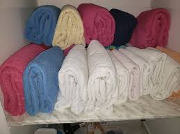 Learn the best way to fold shirts from none other than marie kondo, the inventor of the magical konmari. Watch How To Store My Konmari Method Folded Bath Towels Linen Closet Storage Bathroom Closet Storage On Youtube Gyst2020