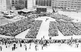 Film at lincoln center uses letterboxd to share film reviews and lists. Lincoln Center At 50 Mixed Reviews The New York Times