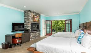 Our pigeon forge hotel is near the dollywood theme park and the gatlinburg convention center. Rooms Suites Margaritaville Island Hotel Pigeon Forge