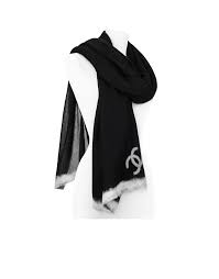 Chanel Scarf Love For This Winter Kerudung Aksesoris