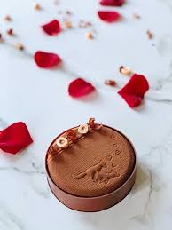 Gateau Saint Valentin Yann Couvreur Des Gateaux De Saint Valentin A Savourer A Deux Elle A Table Gateau Saint Valentin Yann Couvreur Patisserie Patisserie
