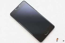 Wiko Ufeel Fab Review — Big Screen ...