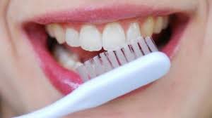 Waktu menyikat gigi saat puasa yang paling tepat adalah setelah santap sahur dan menjelang tidur di malam hari, sehingga dapat menjaga kesehatan mulut serta . Sikat Gigi Bikin Batal Puasa Begini Penjelasan Mui Tribunnewswiki Com Mobile