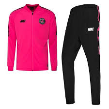 Wartość rynkowa kwota odstępnego pozycja klub oddający okienko transferowe. Paris Saint Germain Trainingsanzug Dry Squad Knit Pink Schwarz Www Unisportstore De