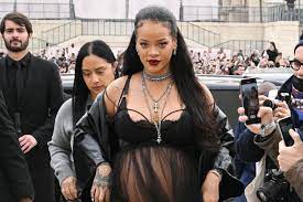 Is Rihanna Changing Pregnancy Style Forever? | Vogue