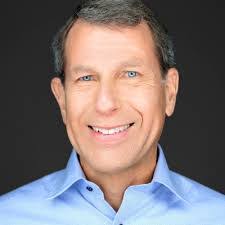 Edward Galan's Instagram, Twitter & Facebook