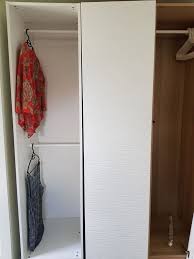 Besonders gilt dies deshalb, weil diese nicht gerade klein sind. Ikea Pax 2 Turen Vinterbro Kaufen Auf Ricardo