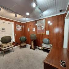 The second stop in my close to home, Columbus, exploration was the  Television Museum in Hilliard. Frequently there is much more history in  these small museums than expected. (Franklin Street)