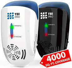 Manufacturers of ultrasonic mouse repellers claim that such devices do not harm cats just as they don't harm dogs. Tbi Pro Ultrasonic Pest Repeller Wall Plug In Electromagnetic Ionic Indoor Repellent Anti Mouse Rats Roach Ants Mosquito Cockroach Control Safe Quiet Electronic Device 4000 Sq Ft 2 Pack Walmart Com