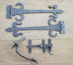 Wrought Cast Iron Suffolk Cottage Latch Fleur De Lys Door Gate Tee Hinges T Hi Decorative Iron Hinges Wrought Iron Doors Iron Door Hinges