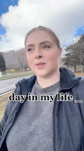 Leighton Monroe's Instagram, Twitter & Facebook