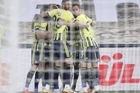 Fenerbahçe, lider medipol başakşehir'in karşısına 3 eksikle çıktı. Zzqxrjd8aicsim