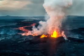 A Volcano Has Erupted In Iceland And The Pictures Are Stunning Volcano Erupting Volcano Iceland