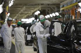 Brazil's automotive industry has been displaying an impressive growth of 2 digits over the last in terms of market share, brazil's automotive market is dominated by fiat chrysler automobiles. Mexico S Auto Industry Overtakes Brazil S Wsj