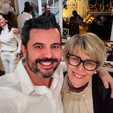 I'm very happy to announce that I will be competing in Halloween Wars  @foodnetwork season 12 Team Pastry Pirates Meet Julia Jankowski, the  pumpkin carver