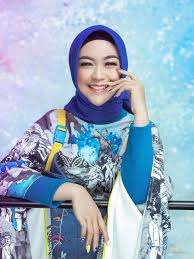 Kamis, 20 mei 2021 beberapa bulan belakangan, ada yang tampak beda dari wajah ria ricis. Ria Ricis Belum Tahu Ayahnya Meninggal Dunia Showbiz Liputan6 Com