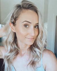 Hair & Lash extensions by Marissa