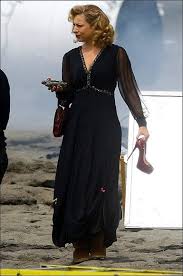 She Makes Those Boots With That Dress Look Fabulous Doctor Who Cosplay Song Dress Dr Who Costume