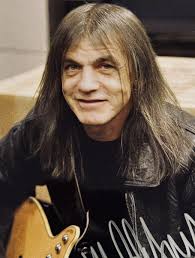 GORGEOUS AC/DC Guitarist MALCOLM YOUNG Personally Autographed/Signed  Photo(8X10)