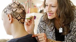 Ayduha rudainah = wanita yang menggunakan kedua tangannya untuk mengasihi orang lain ayduha = kedua tangannya rudainah = kasih sayang. Tato Henna Cantik Buat Wanita Tetap Percaya Diri Tanpa Rambut Global Liputan6 Com