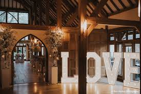 Rivervale Barn Beautiful Barn Wedding Venue Barn Rivervalebarn Riverbank Www Gu Wedding Venues Hampshire Country House Wedding Venues Barn Wedding Venue