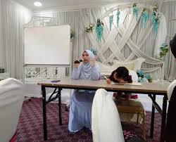 Namun sebaiknya jangan dibiarkan terjadi terus menerus ya, karena dikhawatirkan anak akan manja dan merasa semua. Sejuk Perut Ibu Mengandung Usia 2 Tahun Sudah Hafal 42 Surah Ibu Ini Kongsi Cara Didikan Yang Boleh Jadi Panduan Buat Ibu Ayah Lain Soya Lemon