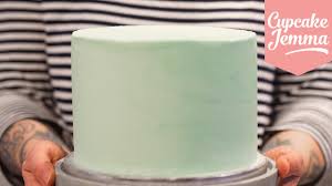 How to decorate a carrot cake. Masterclass How To Decorate A Layer Cake With Smooth Buttercream Icing Cupcake Jemma Youtube