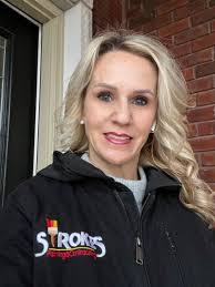 Esther Devine's Instagram, Twitter & Facebook