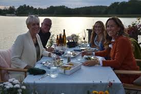 More camilla läckberg, annie lööf, stefan sauk (s07e07) is the seventh episode of season seven of renées brygga released on wed feb 24, 2021. Renees Brygga 3 6
