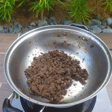 Kali ni, kami nak berkongsi sedikit petua cara untuk memilih sambal hitam sesuai seperti yang anda lihat dalam gambar di bawah, buah belimbing buluh mempunyai saiz yang lebih kecil dari belimbing biasa. Belimbing Buluh Berbuah Banyak Buatkan Sambal Hitam Yang Enak Ni Nak Cepat Masak Begini Caranya Keluarga