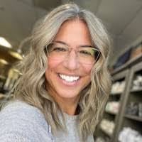 Lisa Siders's Instagram, Twitter & Facebook