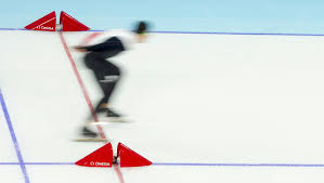 Lorsque les résultats de saisie automatique sont disponibles, utilisez les flèches haut et bas pour parcourir et la touche entrée pour sélectionner. Le Chronometreur Officiel Des Jeux Omega Dans Les Starting Blocks Actualite Olympique