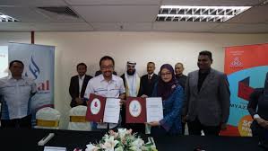 Amal by malaysia airlines, perkhidmatan sewa khas syarikat penerbangan kebangsaan itu yang dikhususkan untuk jemaah haji dan umrah, menjadualkan semula penerbangan dua kali seharinya ketika ini antara lapangan terbang antarabangsa kuala lumpur dan jeddah (jed) dan madinah (med) untuk membawa pulang penumpangnya yang sudah berada di arab saudi. Myangkasa Az Zahra And Amal By Malaysia Airlines Signed Mou Prebiu Com
