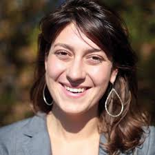 Melissa Bowe's Instagram, Twitter & Facebook