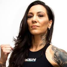 Stephanie Pineiro vs. Kalindra Faria, Paro vs. Hitchins