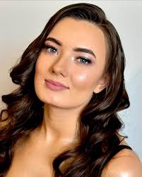 Weronika Sroka Make-up Artist