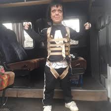 Последнее время анна серьёзно болела и находилась в лежачем положении, ей. 87fgqbecfuvb7m