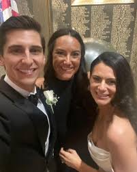 A New York Grand Finale for the final Steffens wedding! 👰🏻‍♀️💕🤵🏻 And  boy, did it end with a bang! 🎺 So grateful to share my BEAUTIFUL sister's  big day right by her